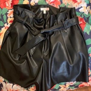 Gianni Bini faux leather belted shorts